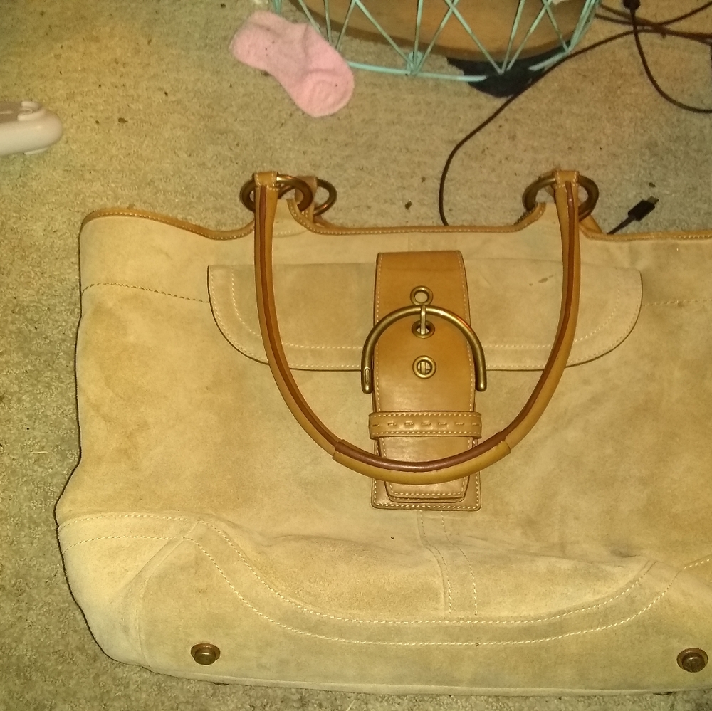 Coach - Picture 2 of 2